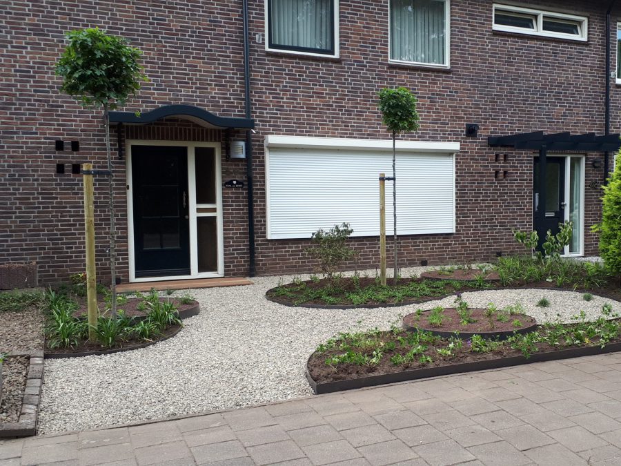 Tegels eruit, groen erin!